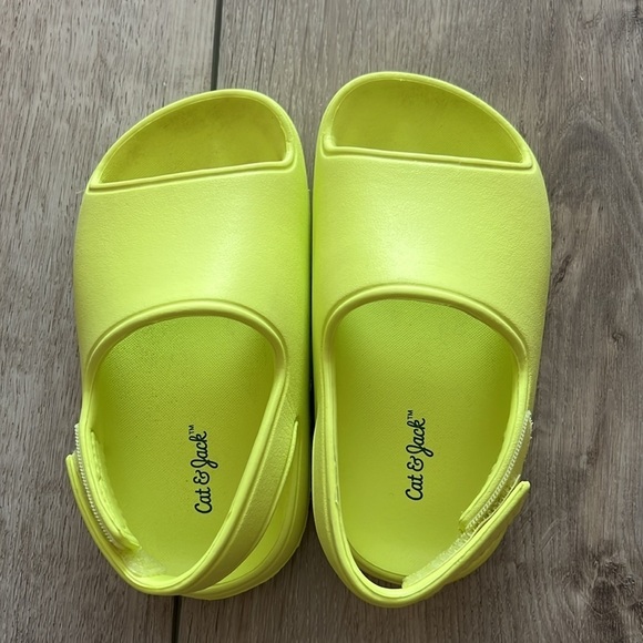 Cat & Jack Sandals Toddler size 7 - Picture 4 of 4